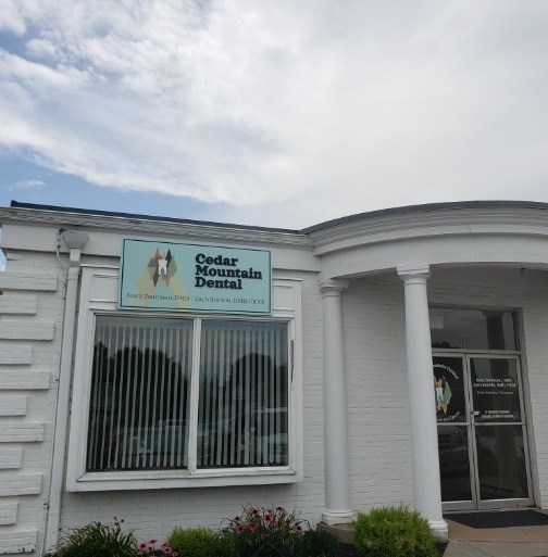 Outside view of Cedar Mountain Dental office building