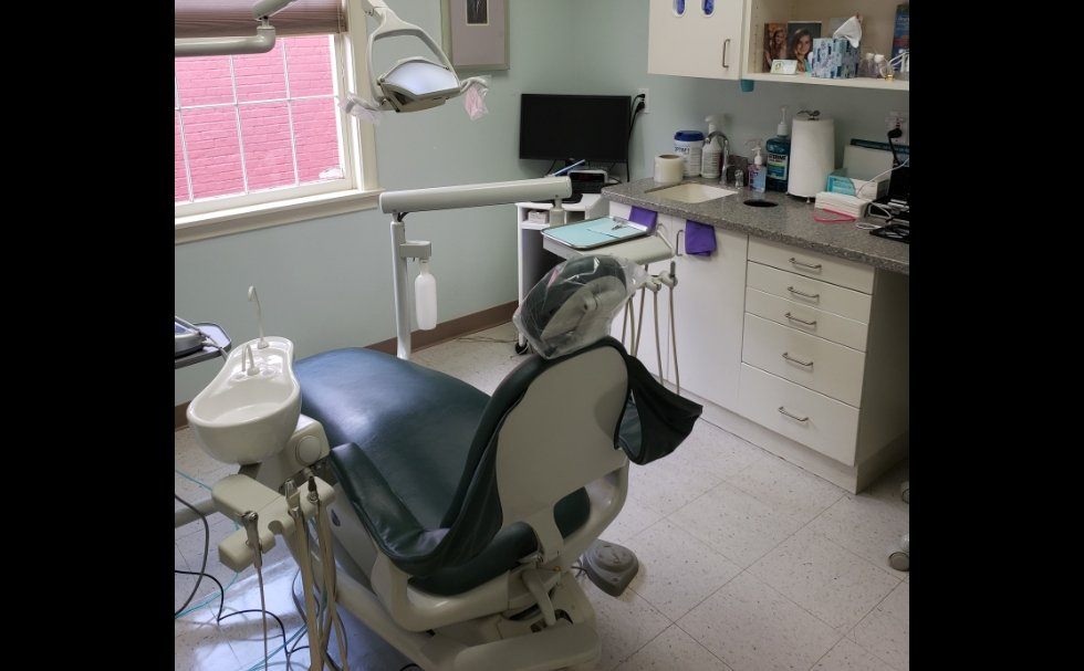 Dental treatment room